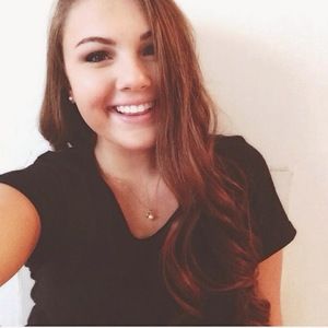 Meet your Posher, Makayla